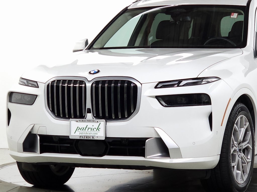 2023 BMW X7 xDrive40i 3