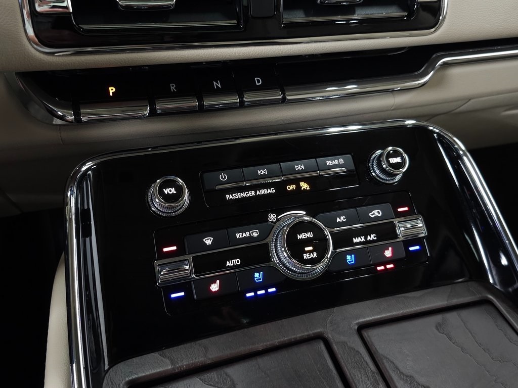 2021 Lincoln Navigator Reserve Luxury Package 36