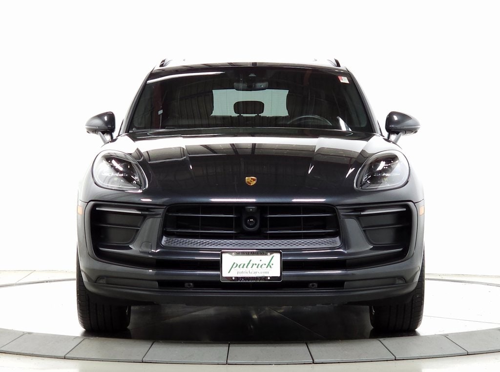 Used 2024 Porsche Macan Base with VIN WP1AA2A55RLB00581 for sale in Schaumburg, IL