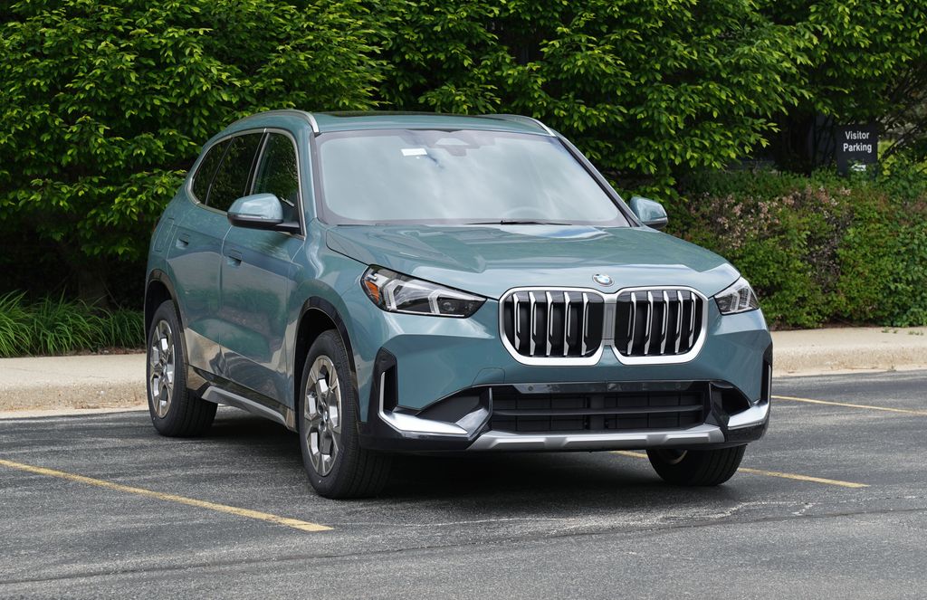 2026 BMW X1 xDrive28i's photo