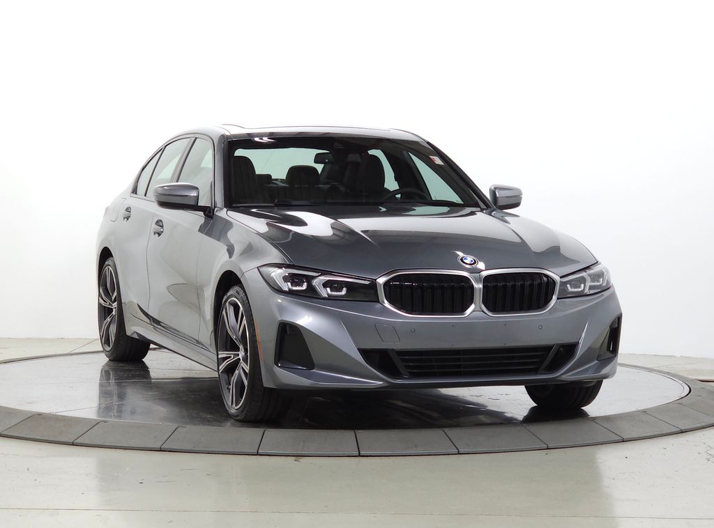 2023 BMW 3 Series 330i xDrive Sedan's photo