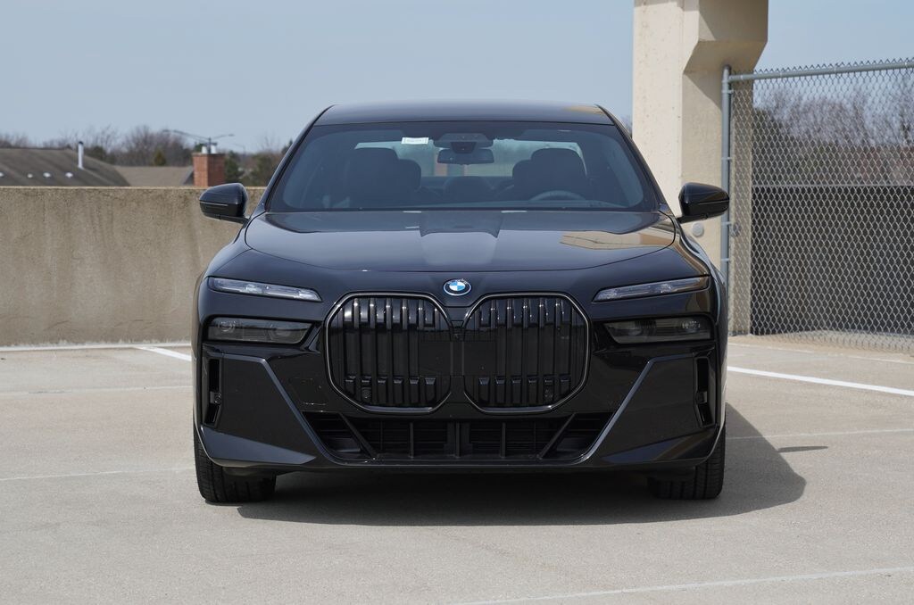 New 2026 BMW i7 xDrive60 Sedan