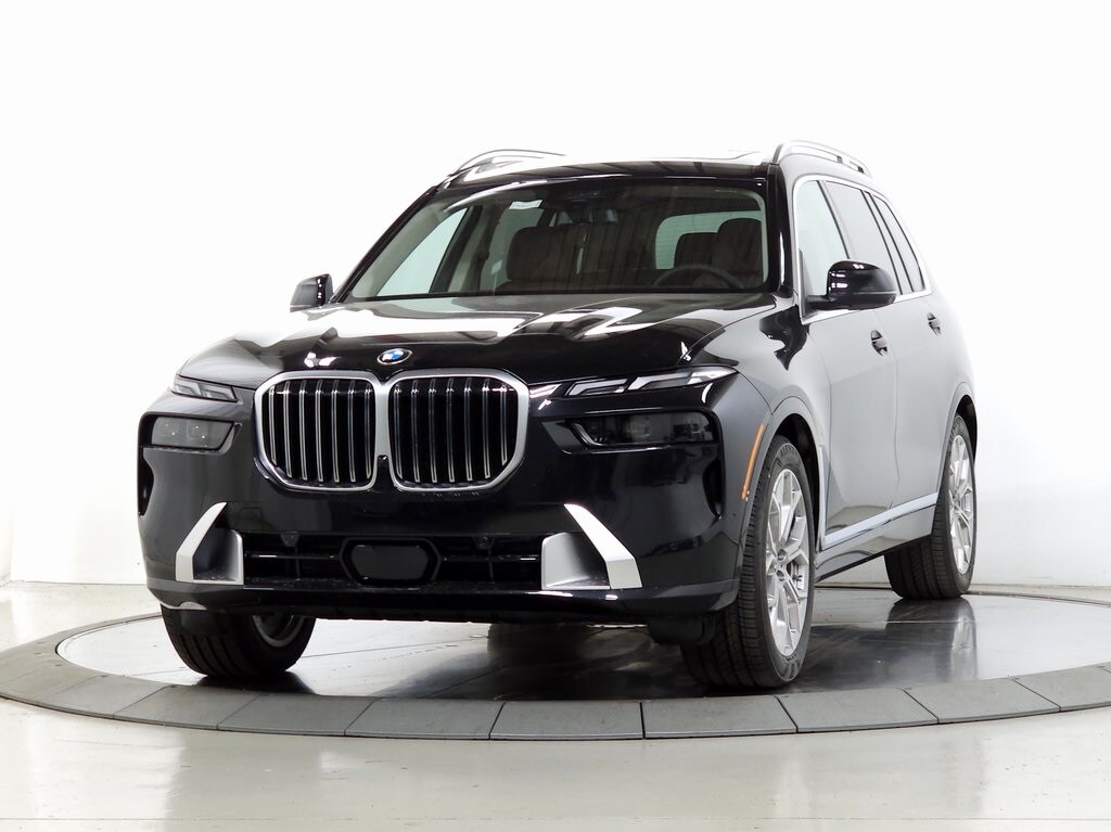 New 2026 BMW X7 xDrive40i SUV