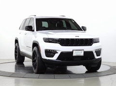 Pre-Owned 2024 Jeep Grand Cherokee Limited SUV for sale in Schaumburg, Illinois