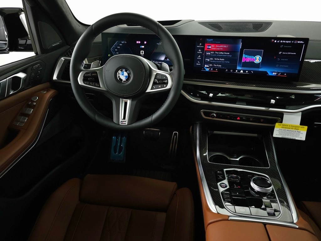 2025 BMW X7 M60i 13