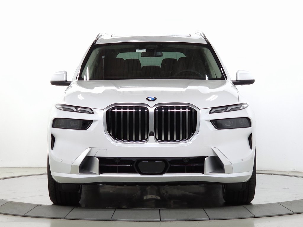 New 2026 BMW X7 xDrive40i SUV