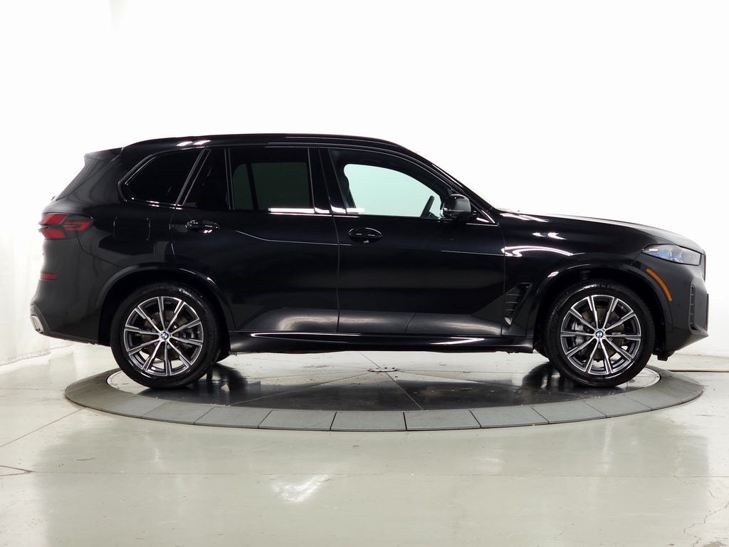 2024 BMW X5 xDrive40i 12