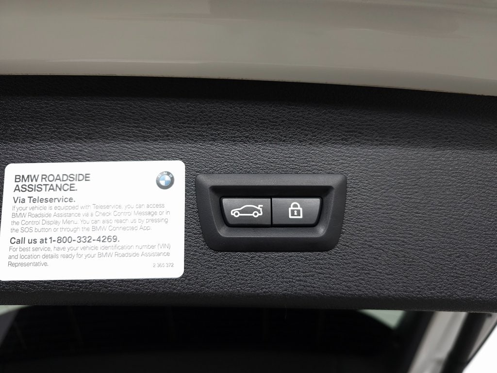 2021 BMW X1 xDrive28i M Sport 9