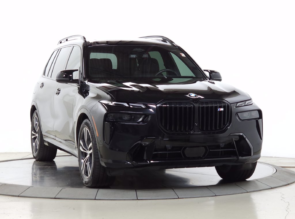 2025 BMW X7 M60i SUV