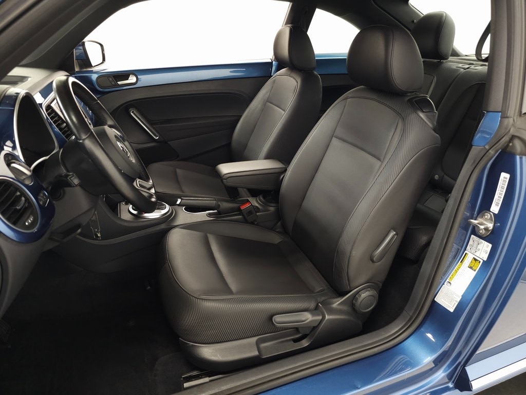 2016 Volkswagen Beetle 1.8T SE Turbo 13