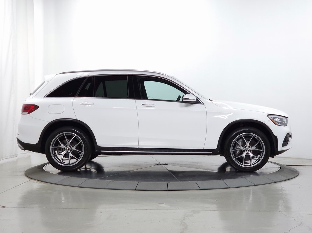 2020 Mercedes-Benz GLC GLC 300 4MATIC 12