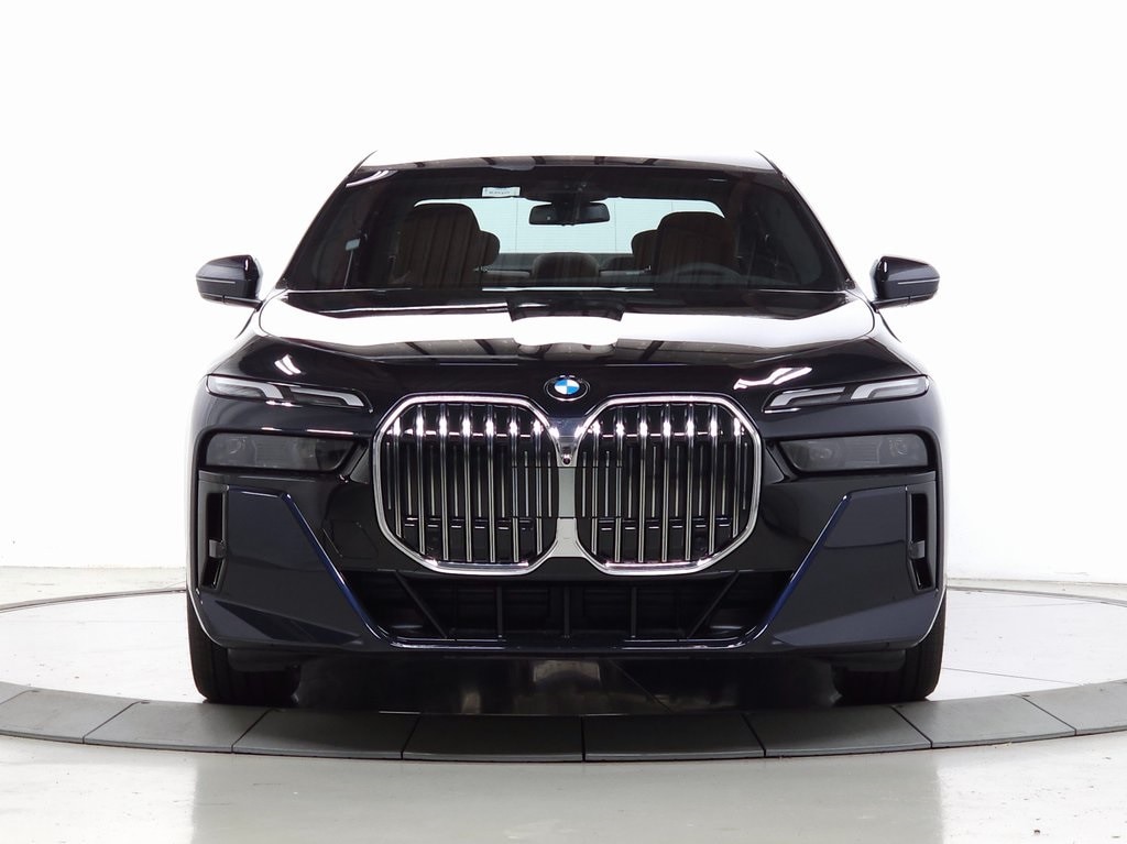 2024 BMW 740i xDrive 2