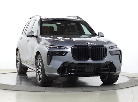 2027 BMW X7 xDrive40i SUV 5UX23EM01V9528767