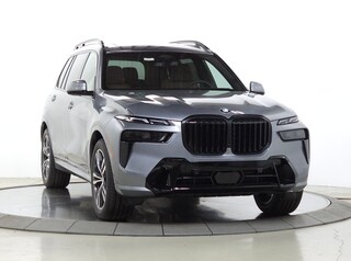 Used 2027 BMW X7 xDrive40i SUV for sale near Naperville, Hoffman Estates & Aurora IL