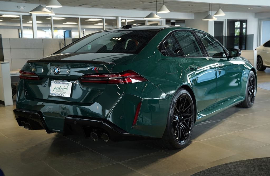 New 2027 BMW M5 Sedan