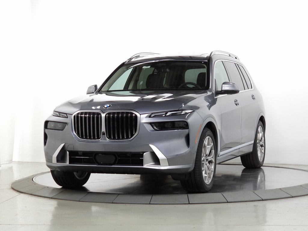 2025 BMW X7 xDrive40i 3