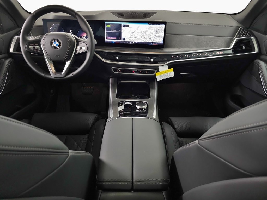 2025 BMW X5 xDrive40i 8