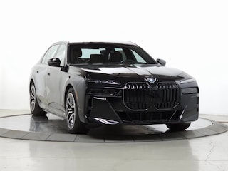 2025 BMW i7 xDrive60 Sedan