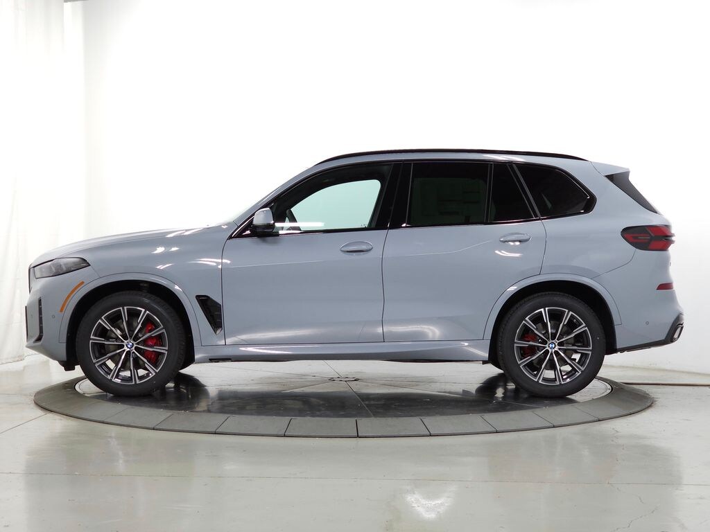 New 2026 BMW X5 xDrive40i SUV