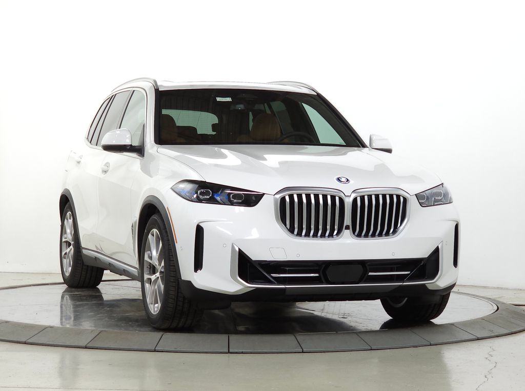 2026 BMW X5 xDrive50e's photo
