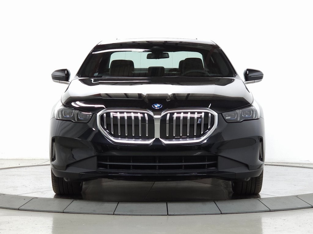Used 2024 BMW i5 Base with VIN WBY33FK09RCR11426 for sale in Schaumburg, IL