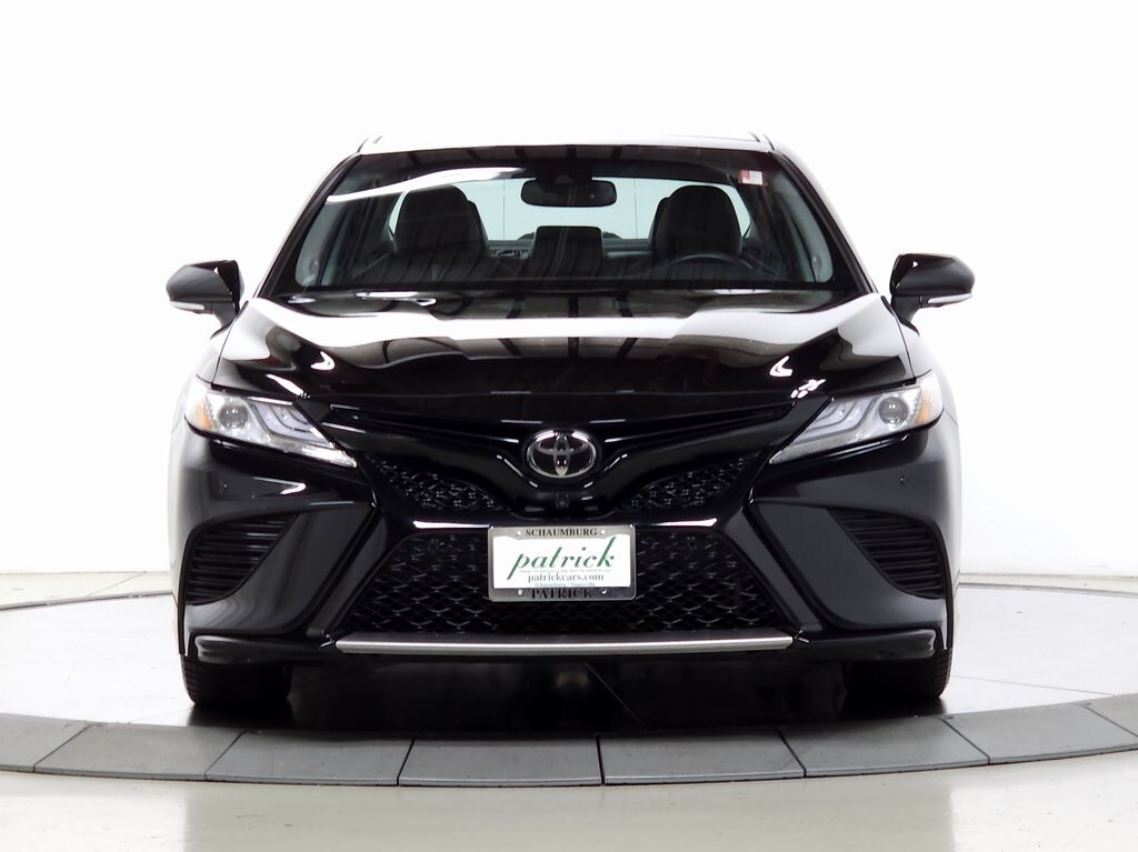 2018 Toyota Camry XSE V6 photo 2