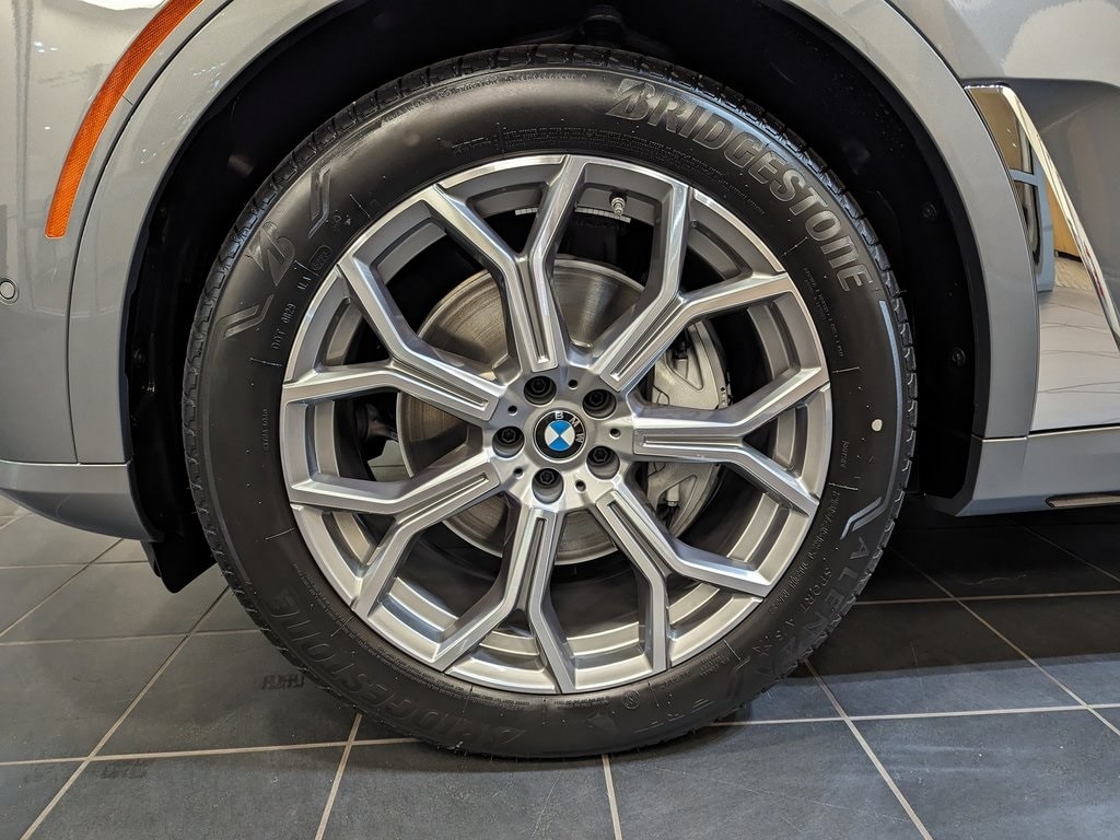 2024 BMW X7 xDrive40i 3