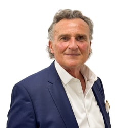 Staff member Angelo Tramuta from 016fbb7a1e34