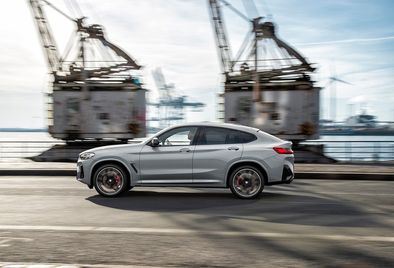 2025 BMW X4 showcasing a variety of striking exterior color options.