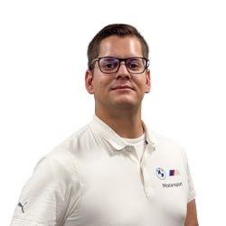 Staff member Nikko Ponce from 016fbb7a1e34