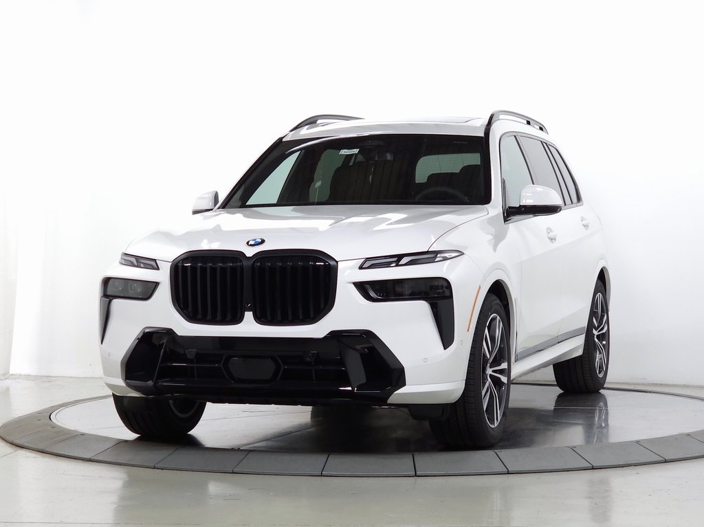 2025 BMW X7 xDrive40i M Sport 3