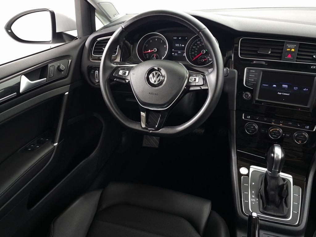 2017 Volkswagen Golf TSI SEL 4-Door 18