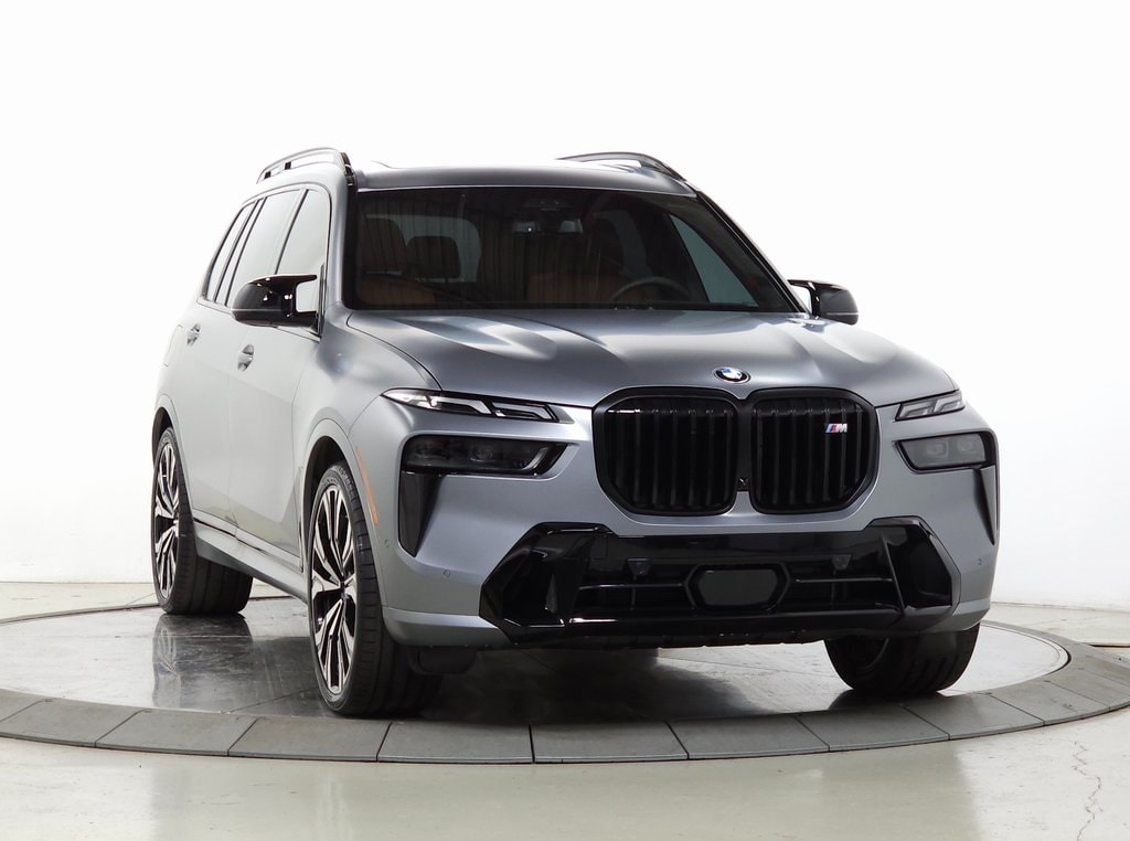 2026 BMW X7 M60i's photo