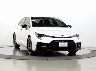 Used 2022 Toyota Corolla SE Nightshade Sedan for sale near Chicago, Illinois