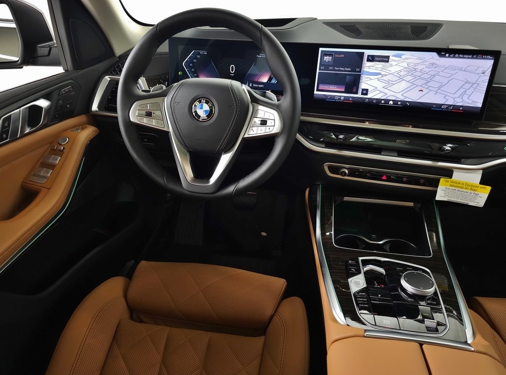 2025 BMW X7 xDrive40i 13