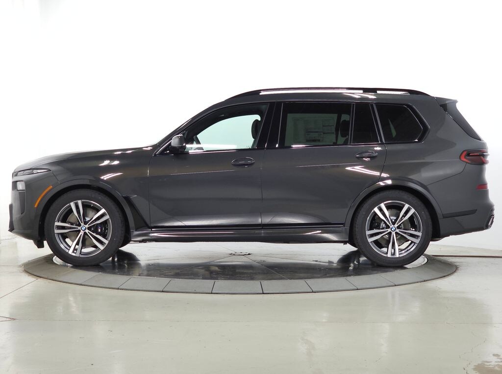 New 2027 BMW X7 xDrive40i SUV