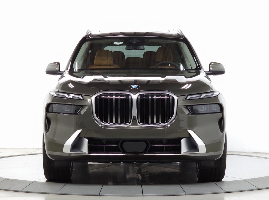 Used 2025 BMW X7 40i with VIN 5UX23EM01S9X74231 for sale in Schaumburg, IL