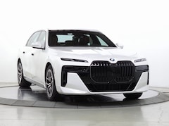 2025 BMW 760i xDrive Sedan