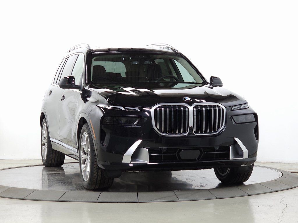 New 2026 BMW X7 xDrive40i SUV