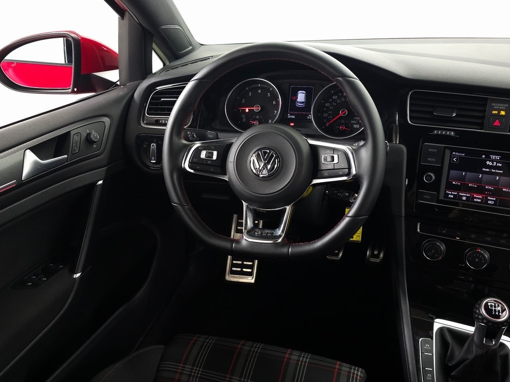 2020 Volkswagen Golf GTI  15