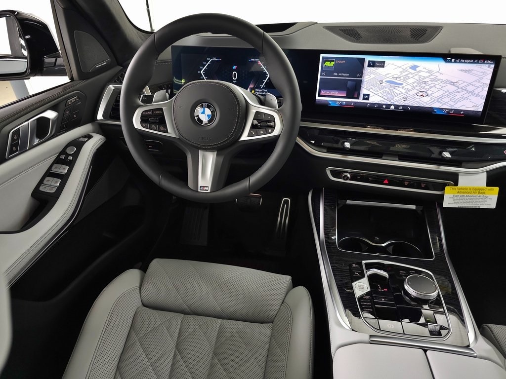 2025 BMW X7 xDrive40i 14