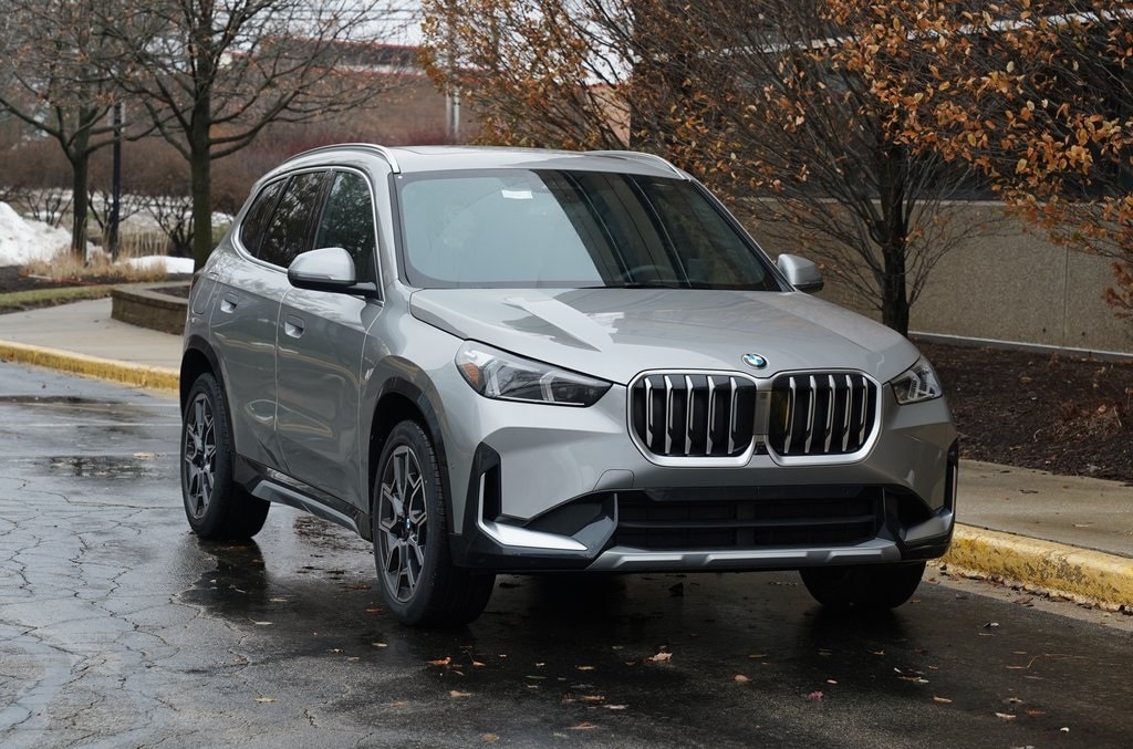 2026 BMW X1 28i's photo