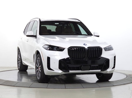 2026 BMW X5 PHEV xDrive50e SUV 5UX43EU03T9548959