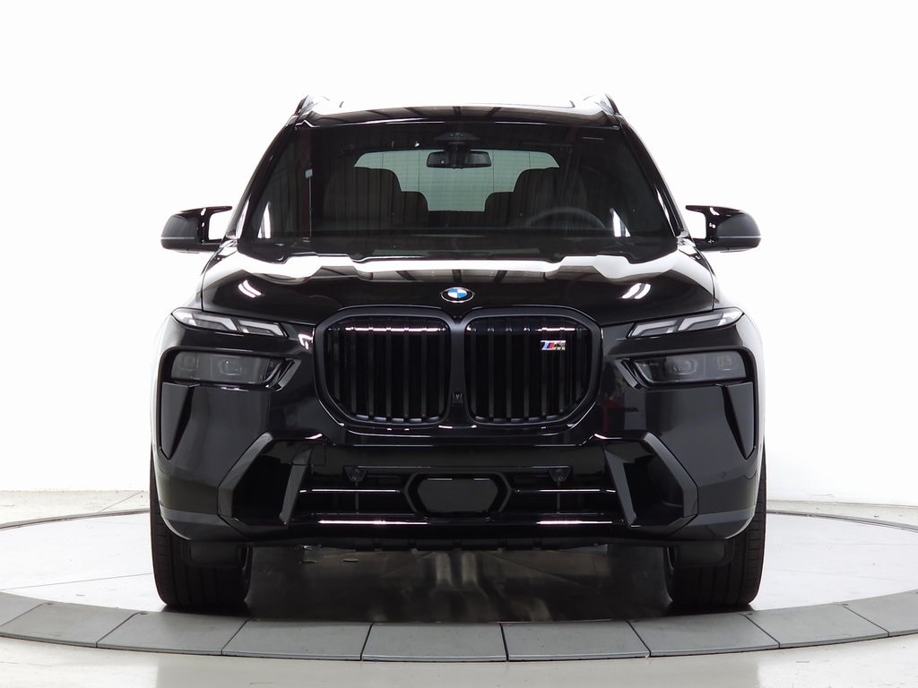 2025 BMW X7 M60i 2