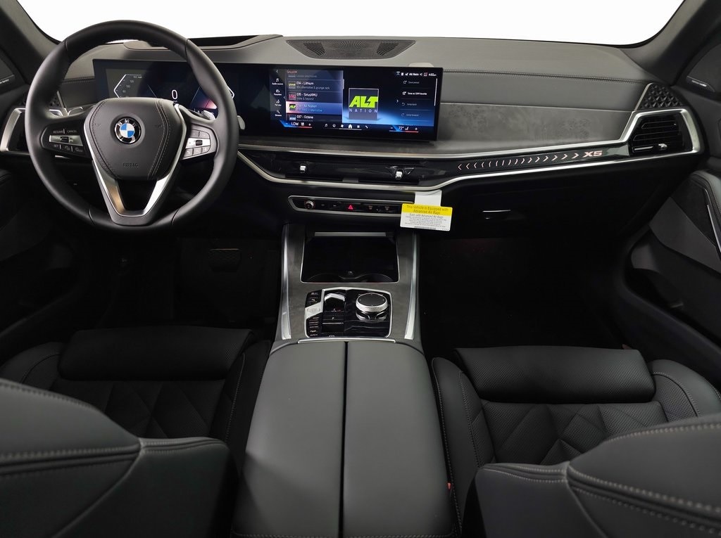 2025 BMW X5 xDrive40i 8