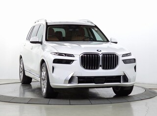 Used 2023 BMW X7 xDrive40i SUV for sale near Naperville, Hoffman Estates & Aurora IL