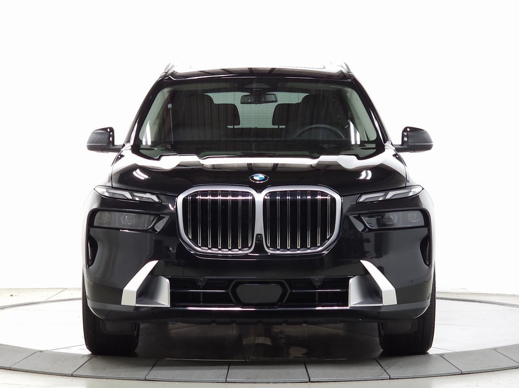 Used 2025 BMW X7 40i with VIN 5UX23EM08S9W80461 for sale in Schaumburg, IL