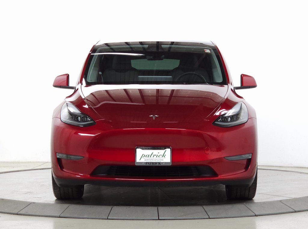Used 2024 Tesla Model Y Long Range with VIN 7SAYGDEE6RA282122 for sale in Schaumburg, IL
