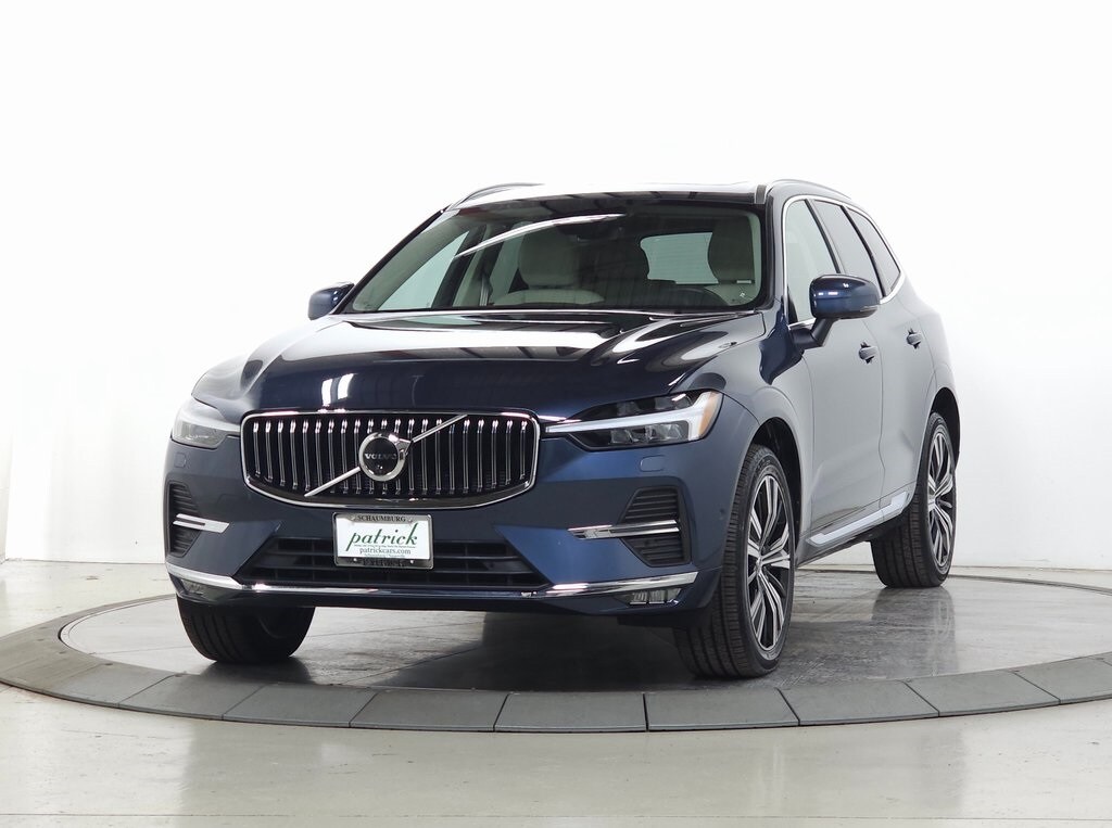 2023 Volvo XC60 B5 Plus photo 3