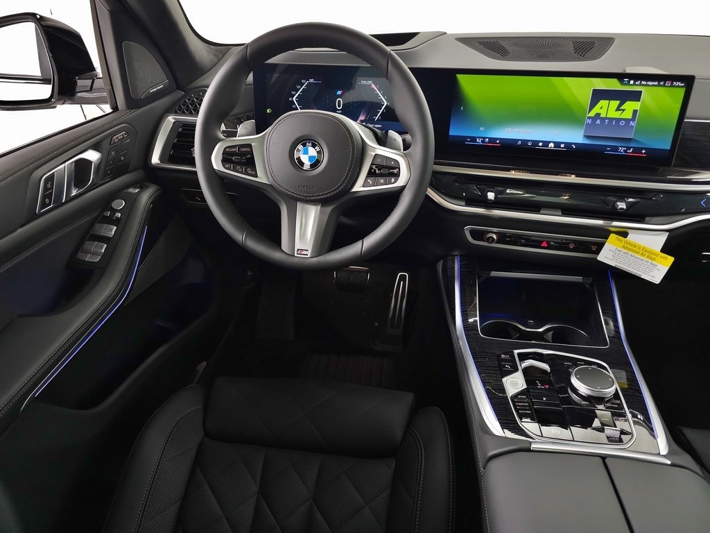 2025 BMW X7 xDrive40i M Sport 14